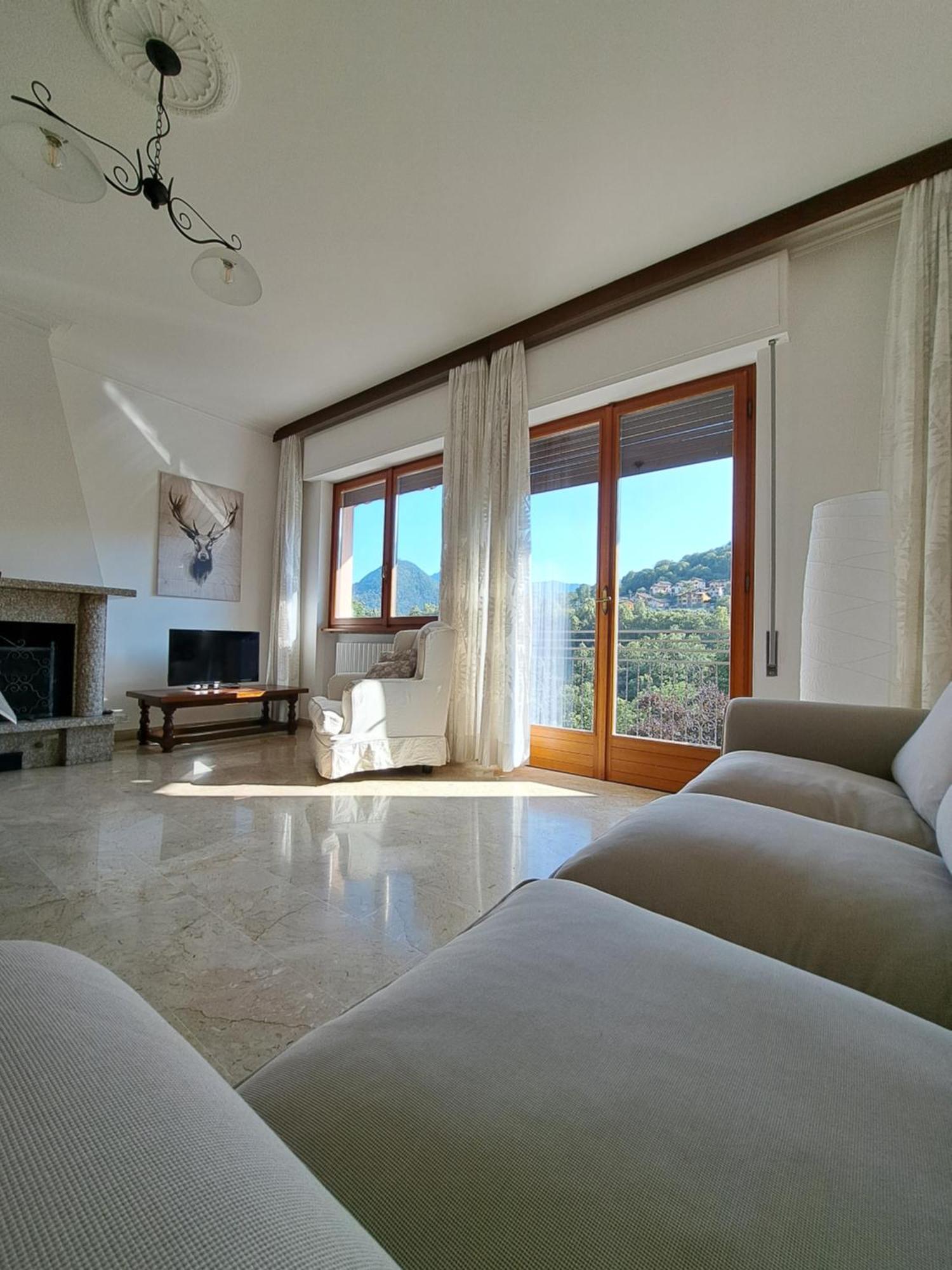 Apartment Valle Intelvi Panorama *
